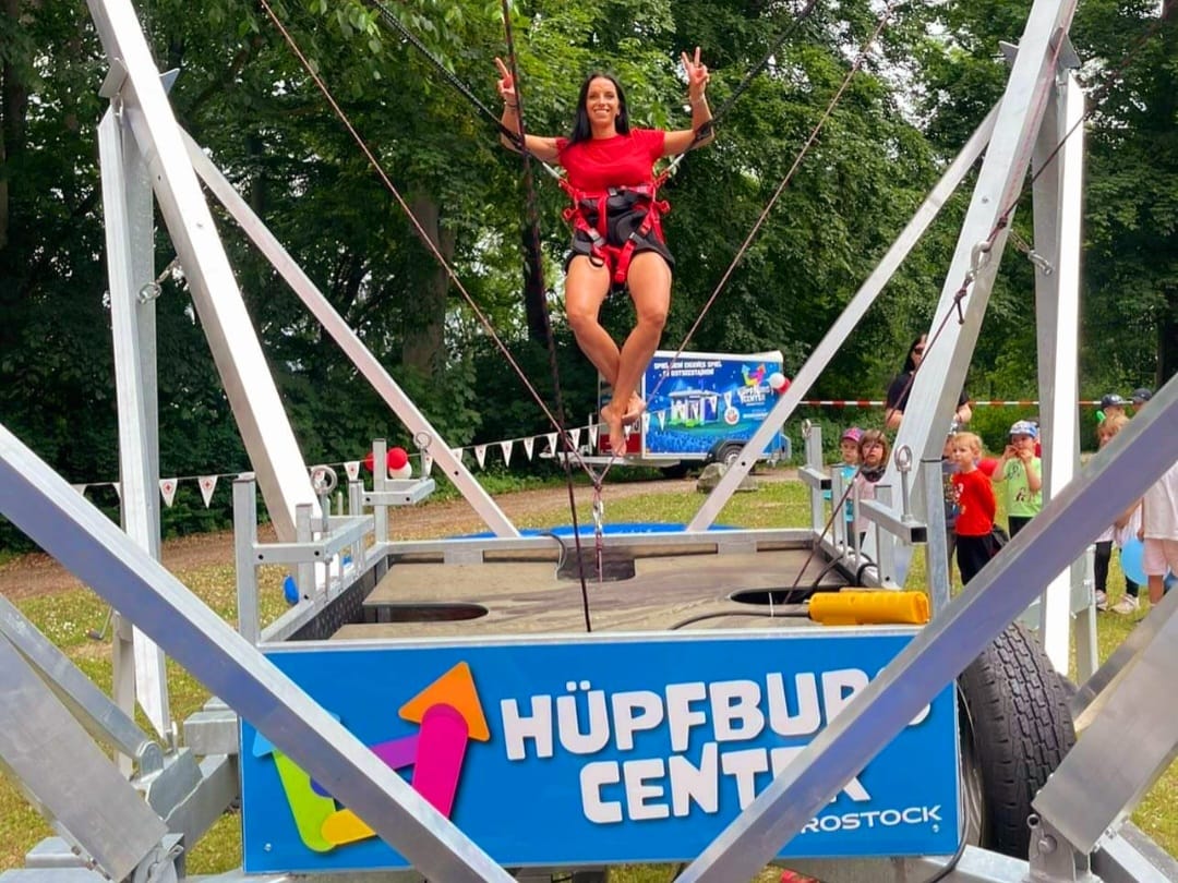 Bungee-Trampolin Hüpfburg Center